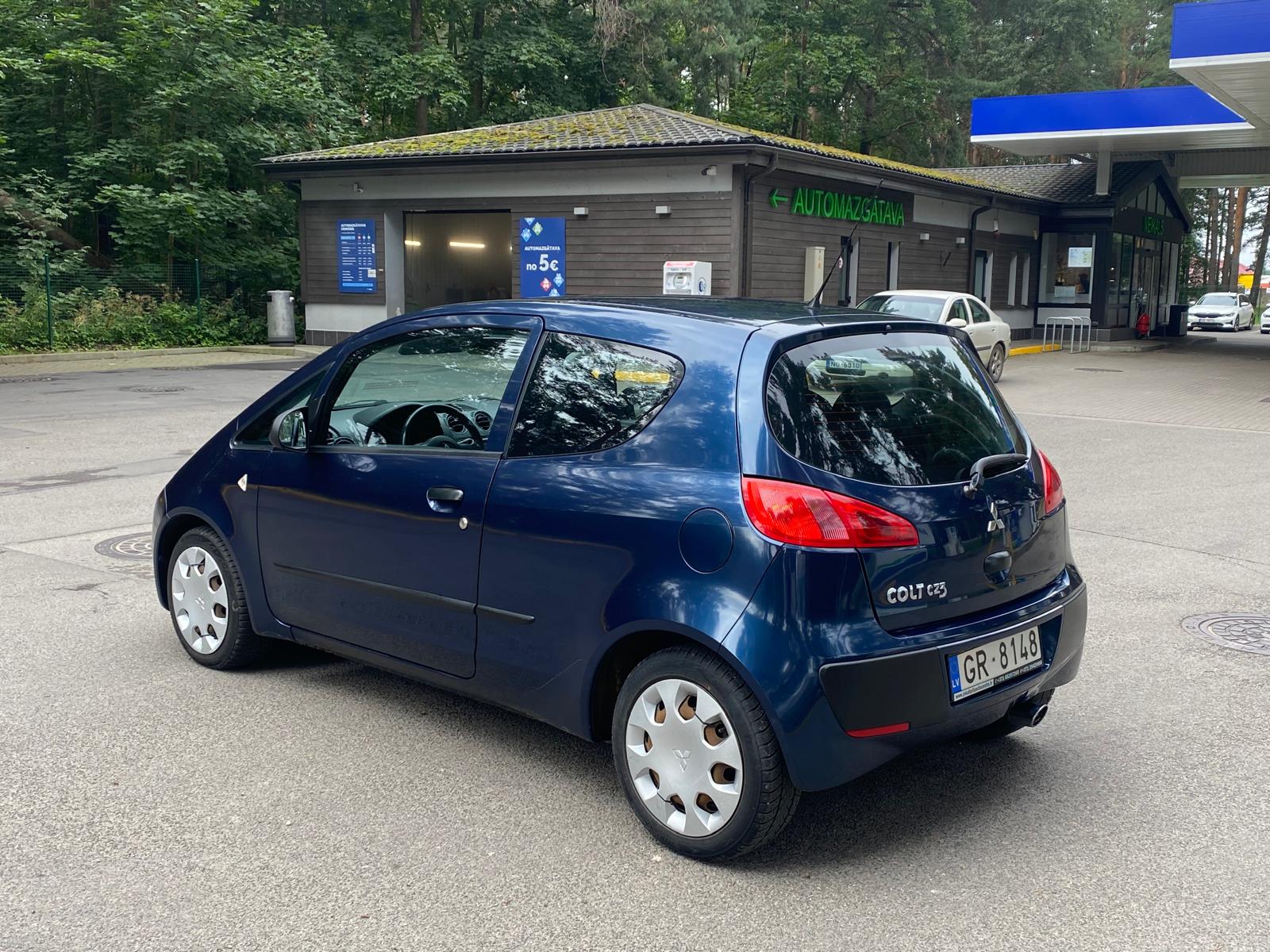 MITSUBISHI COLT