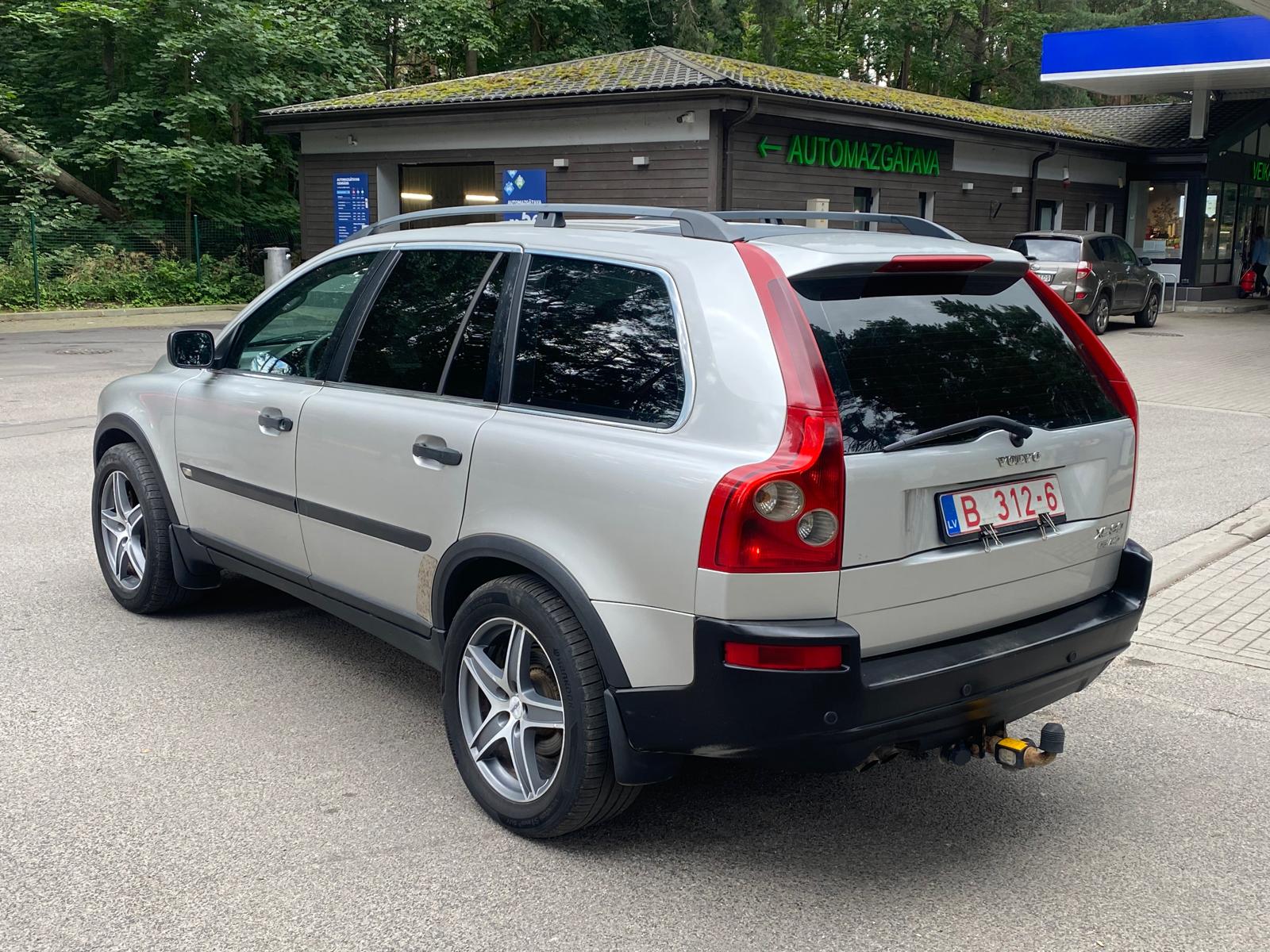 VOLVO XC90 7-VIETAS