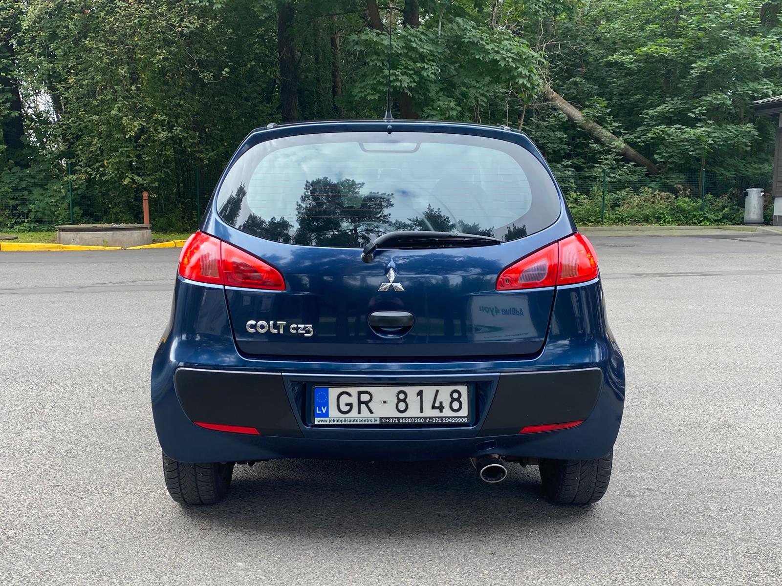 MITSUBISHI COLT