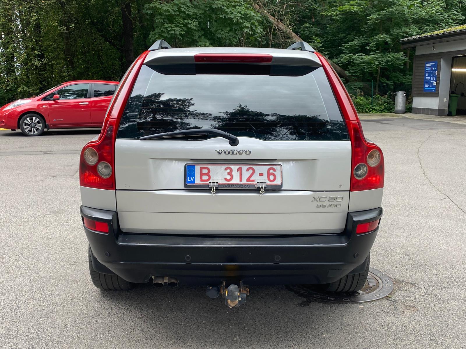 VOLVO XC90 7-VIETAS