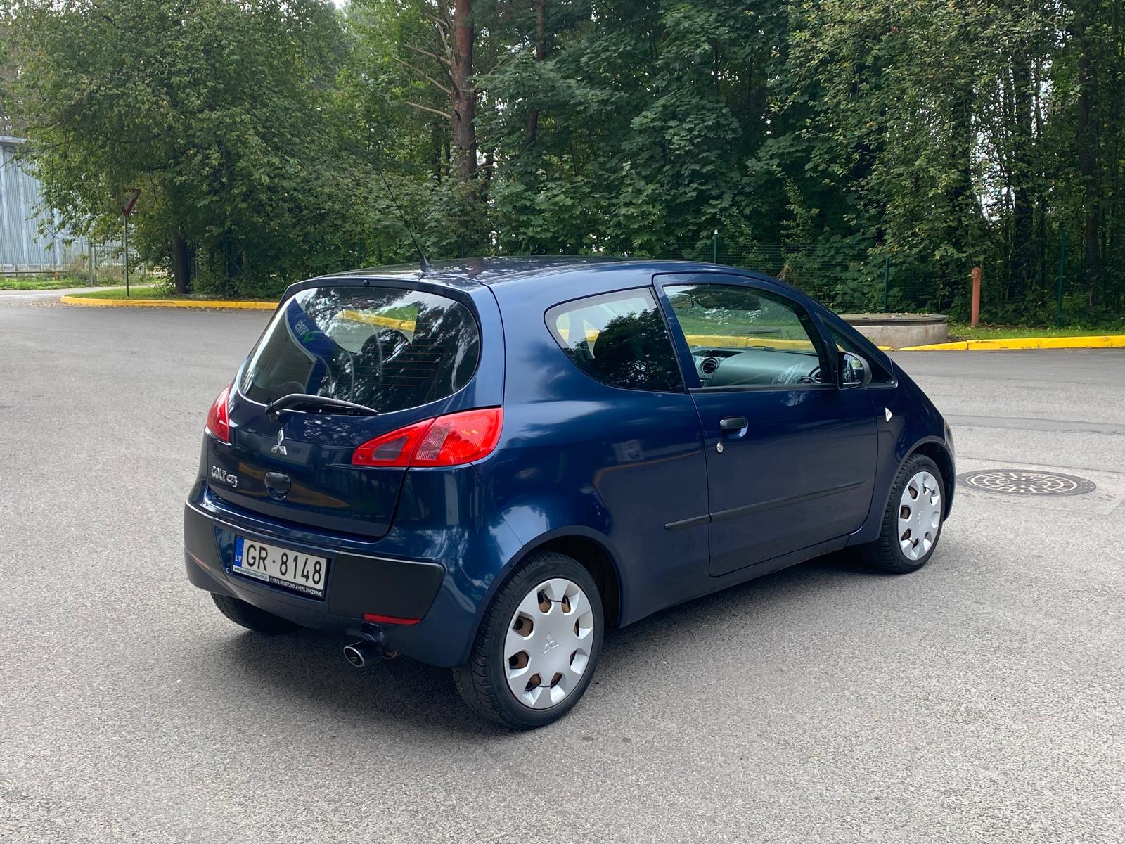 MITSUBISHI COLT