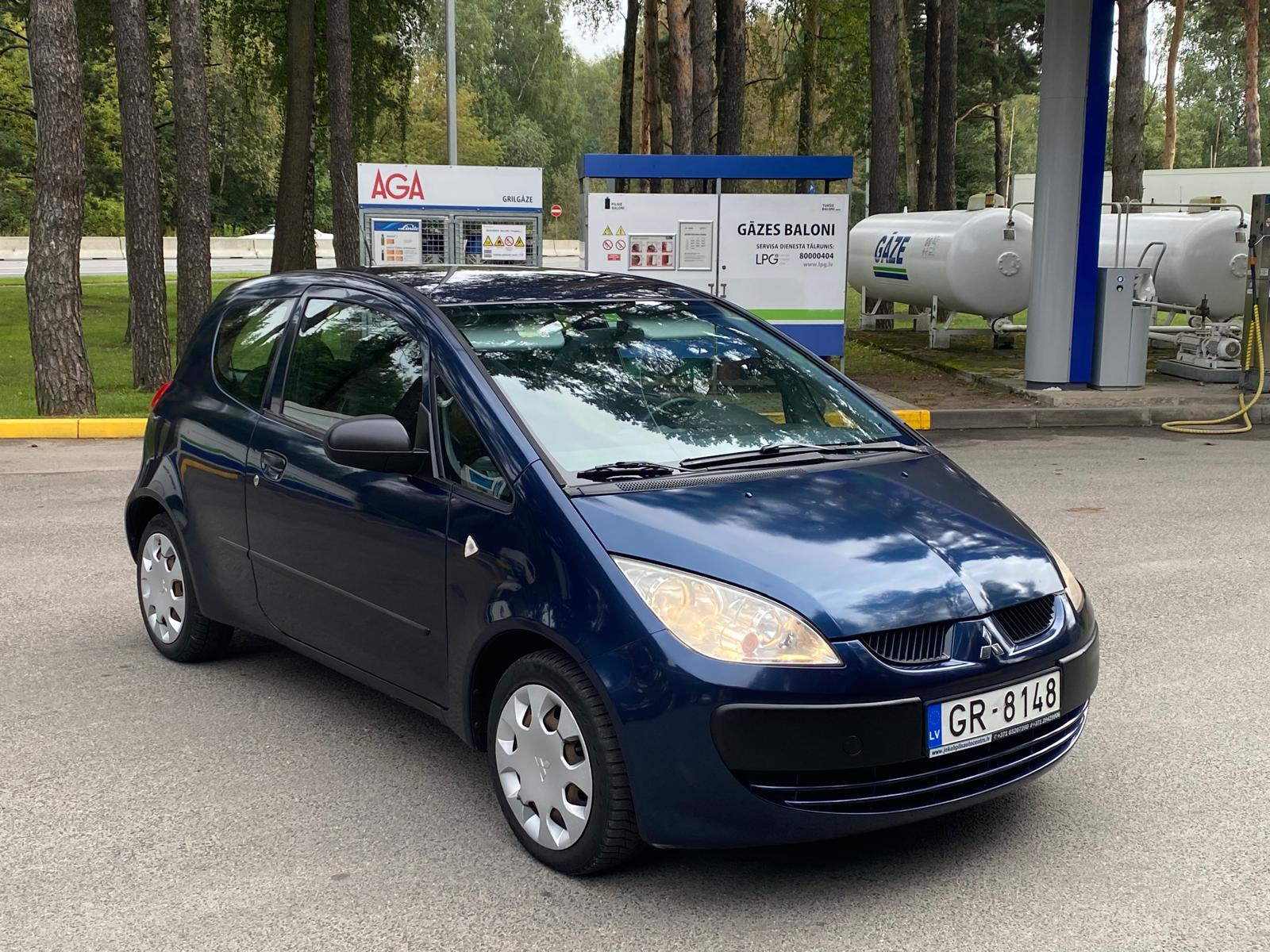 MITSUBISHI COLT