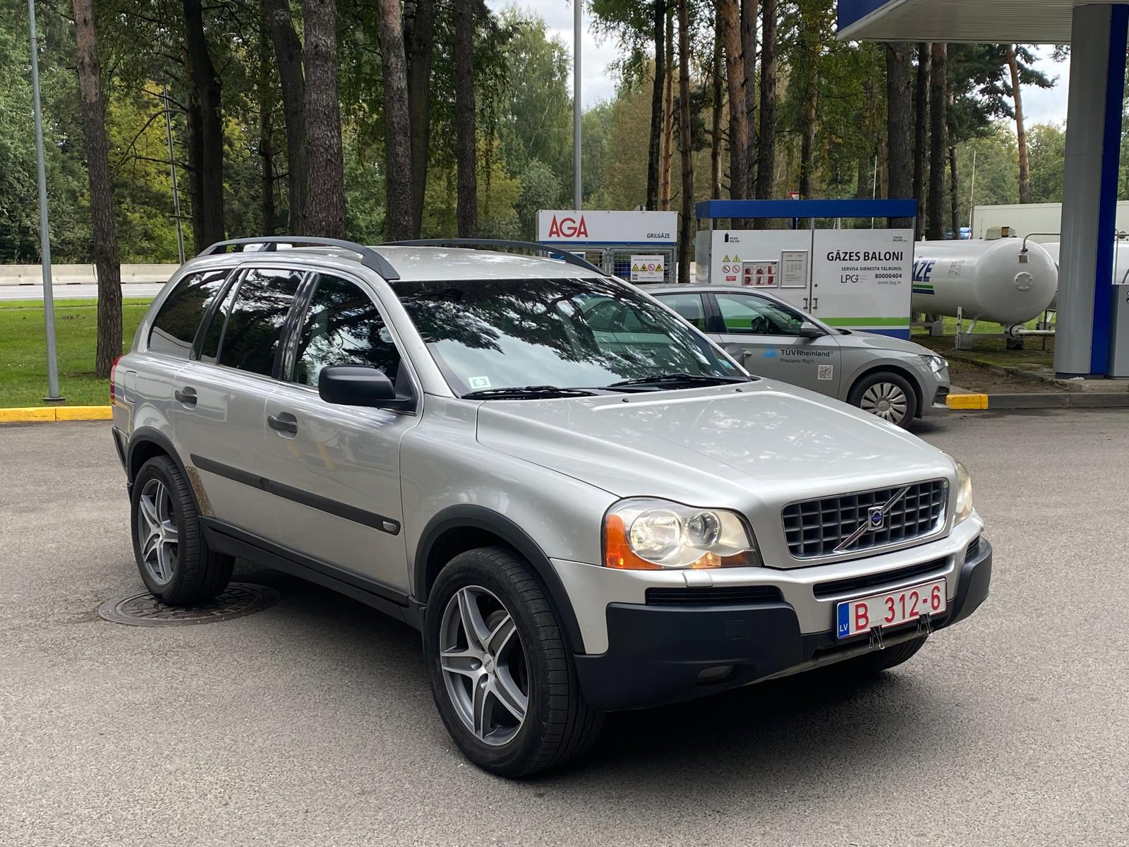 VOLVO XC90 7-VIETAS