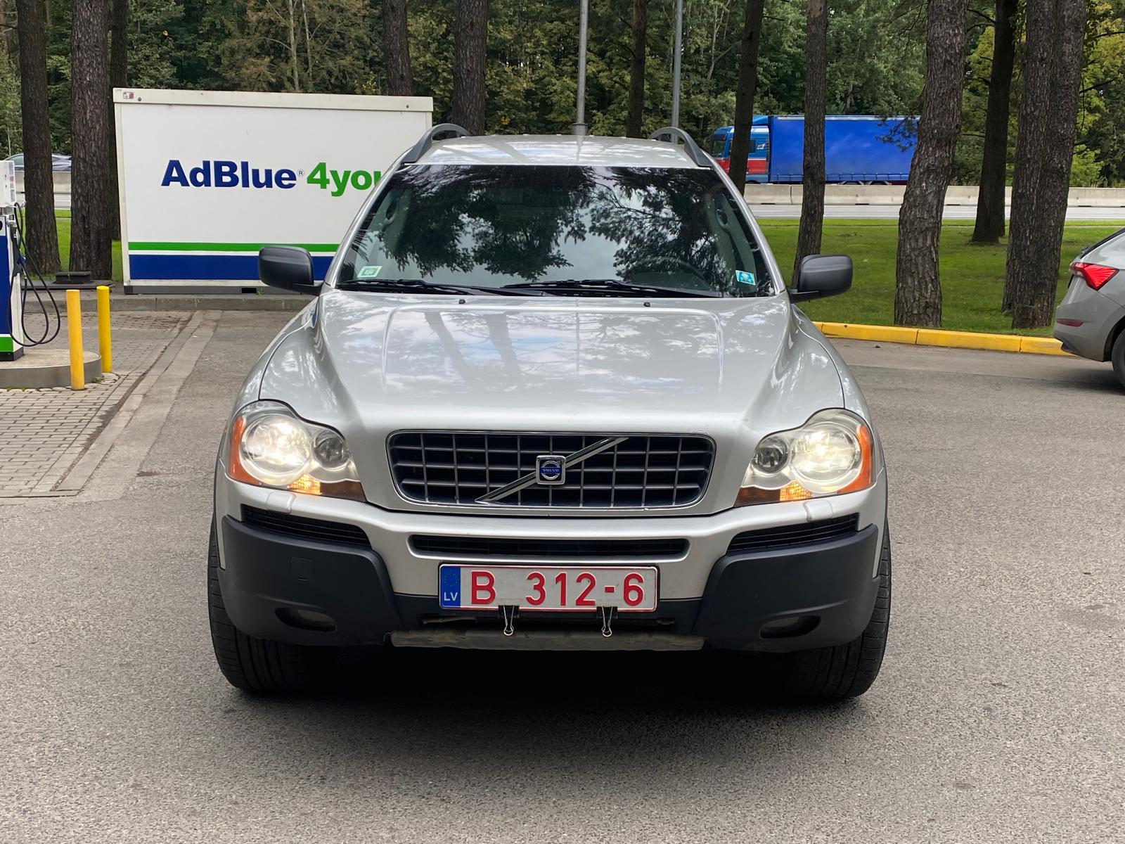 VOLVO XC90 7-VIETAS