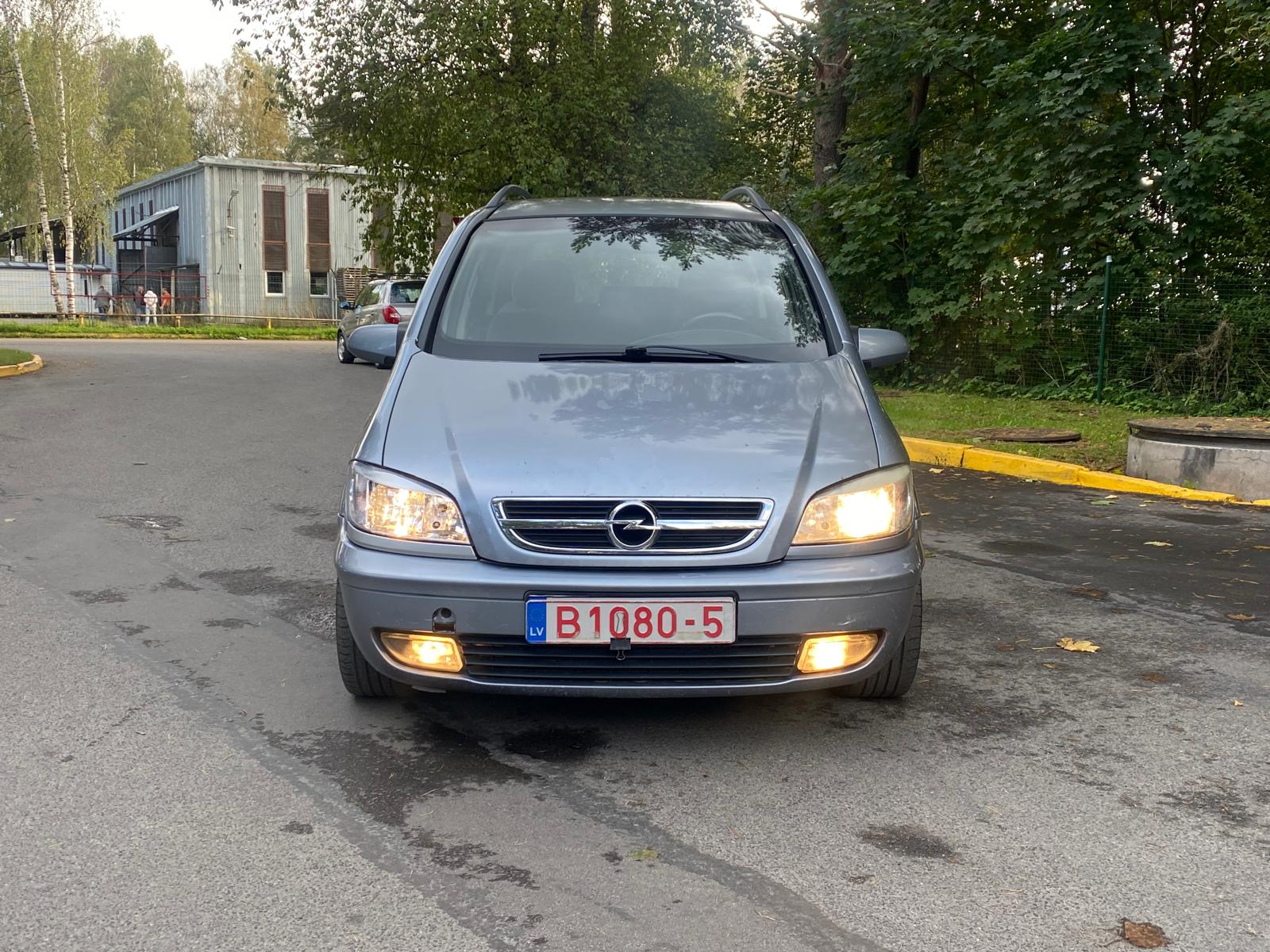 OPEL ZAFIRA ELEGANCE 7-VIETAS