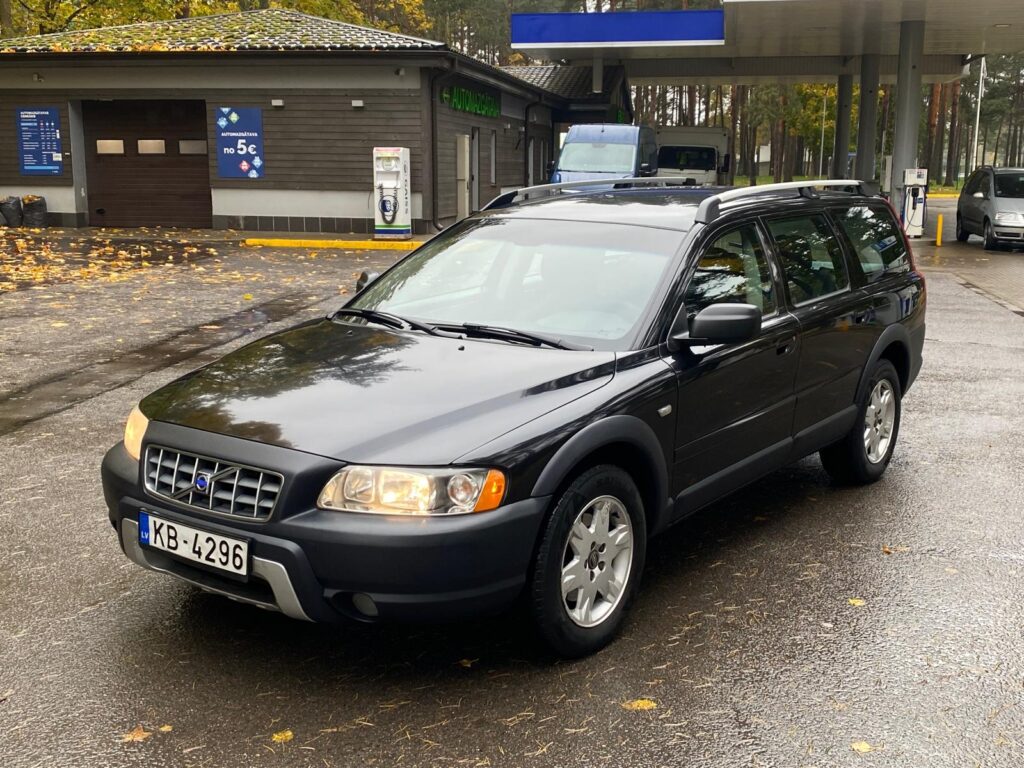 VOLVO XC70