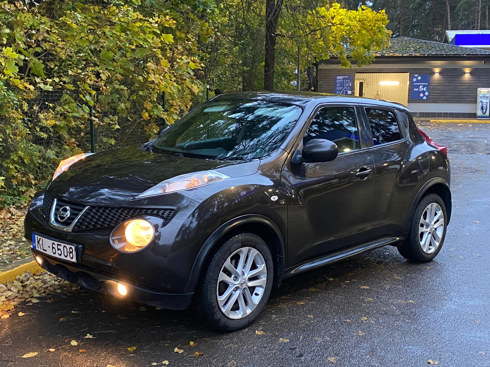 NISSAN JUKE