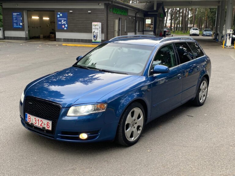 AUDI A4 QUATTRO