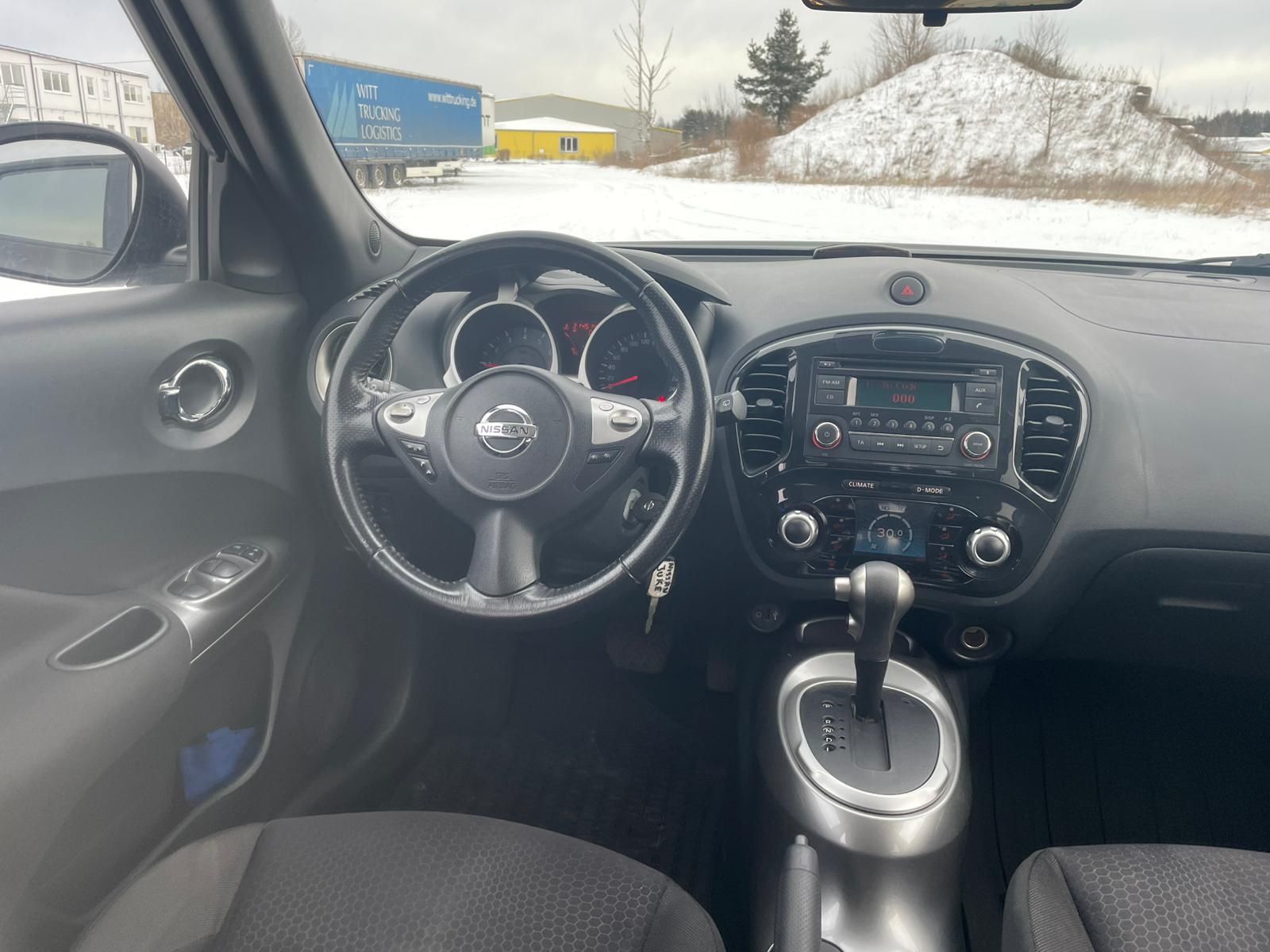 NISSAN JUKE