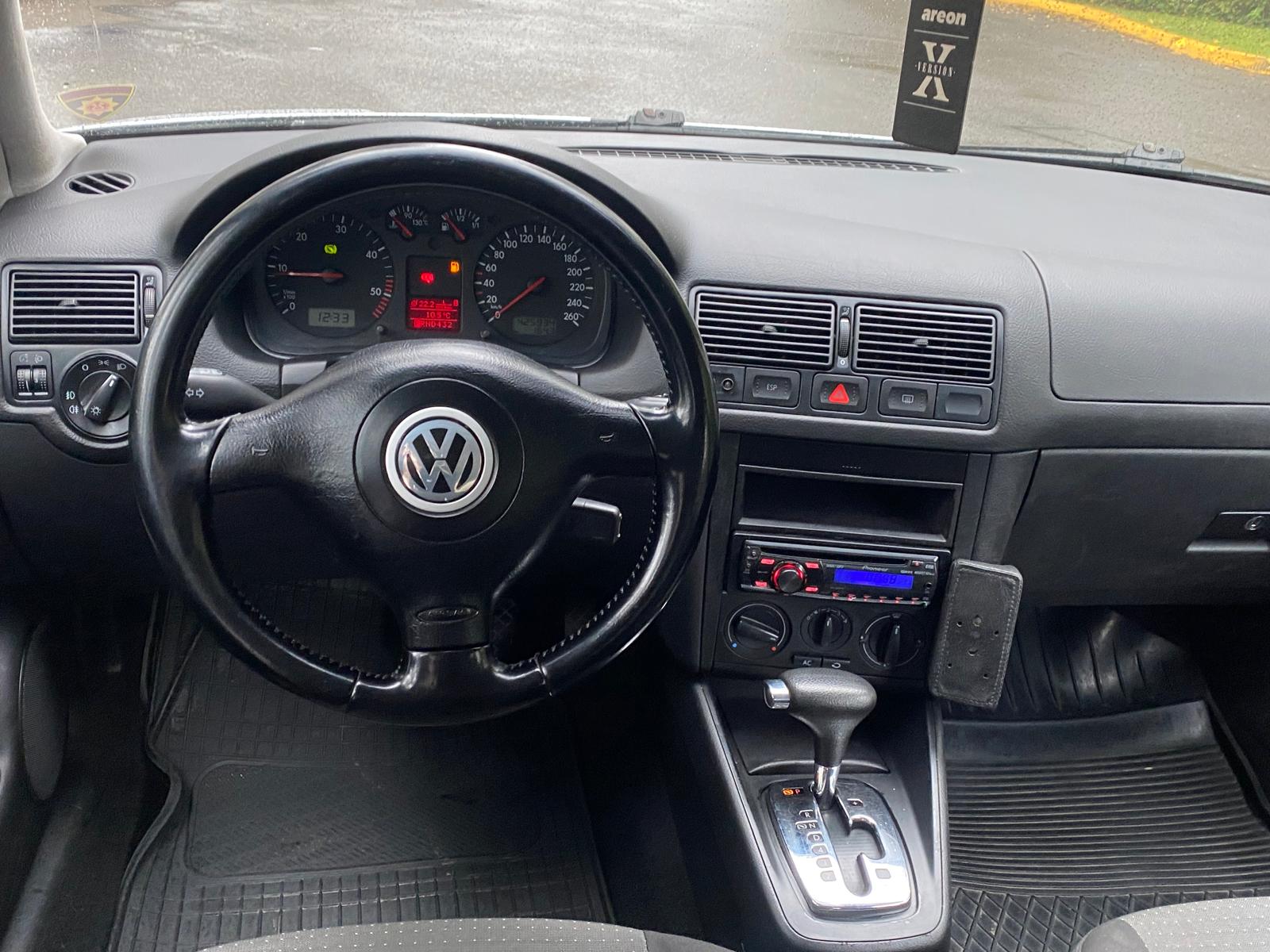 VW GOLF VARIANT