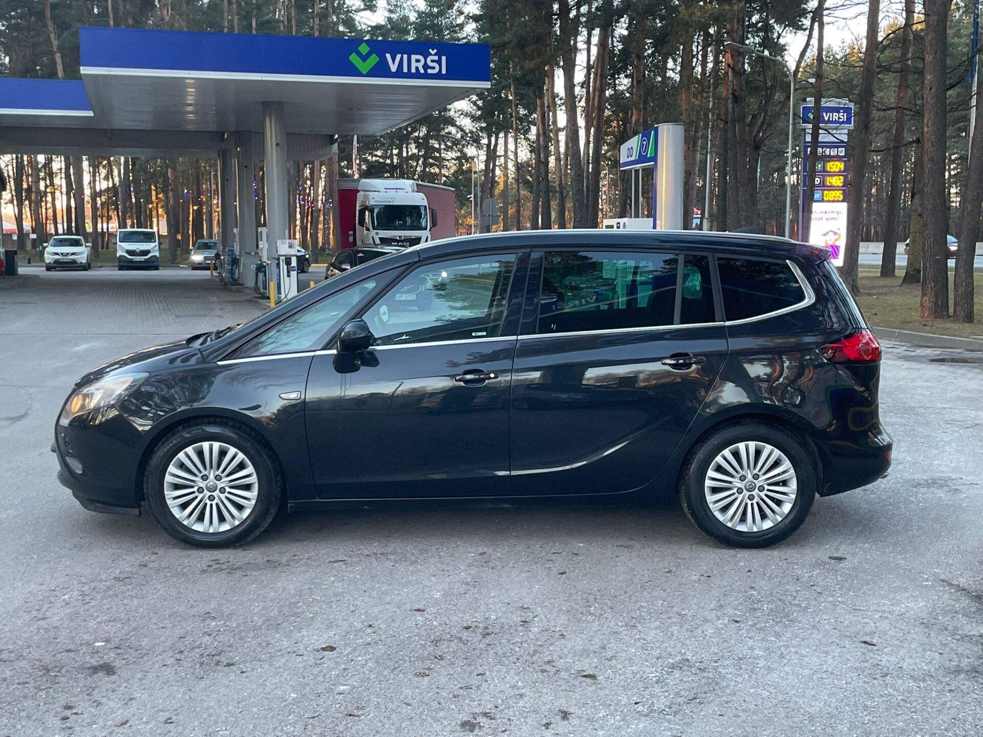 OPEL ZAFIRA TOURER 7-VIETĪGS