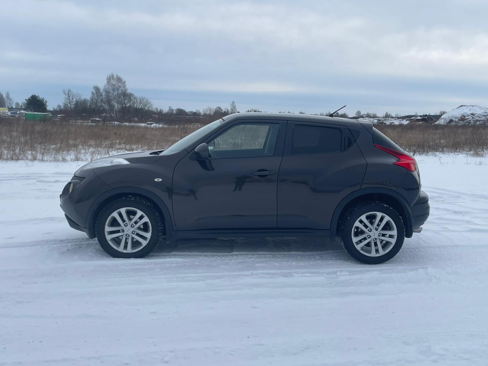 NISSAN JUKE