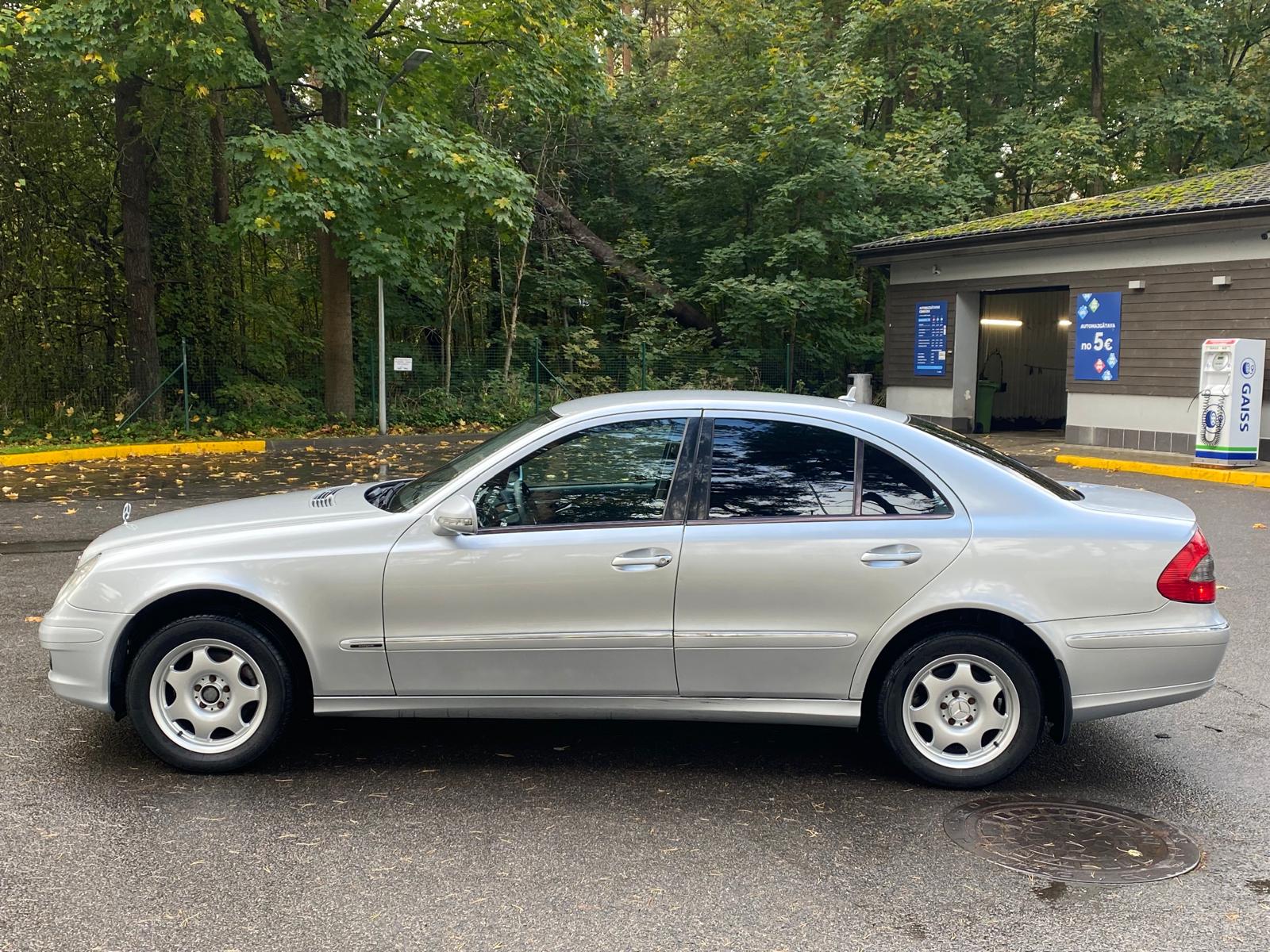 Mercedes Benz E200 avantgarde