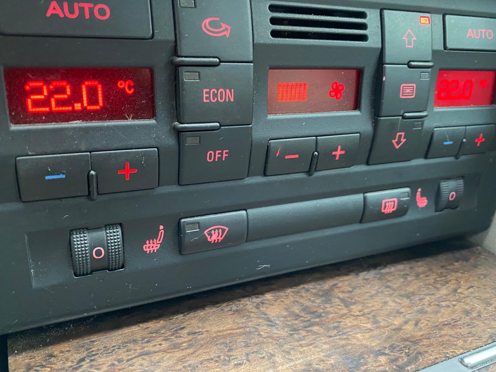 AUDI A4 QUATTRO