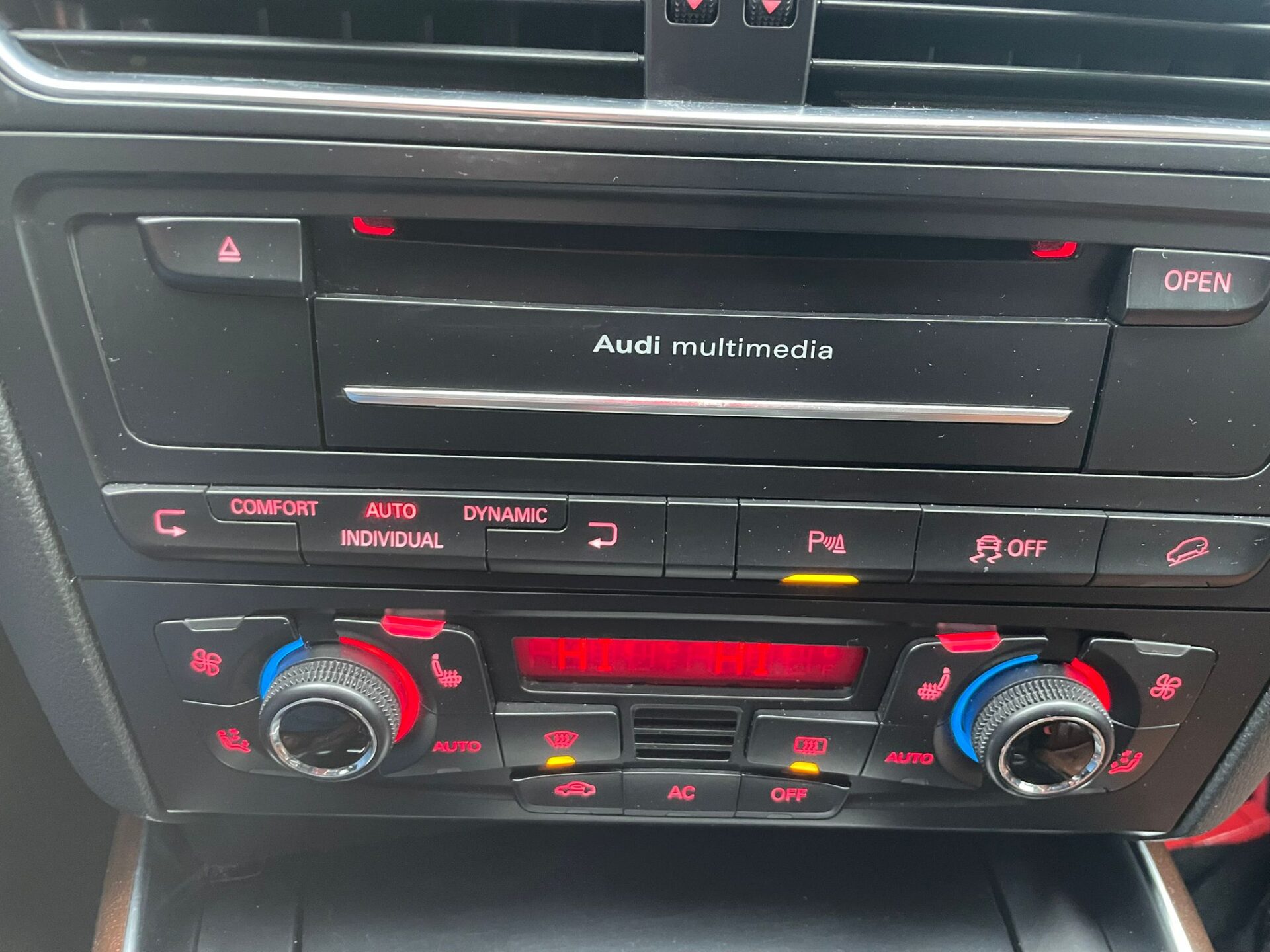 AUDI Q5 S-LINE QUATTRO