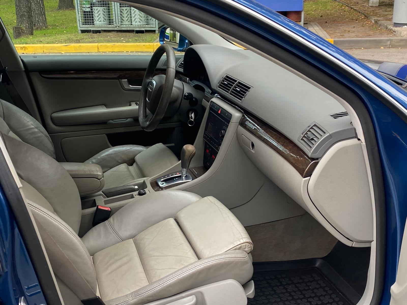AUDI A4 QUATTRO