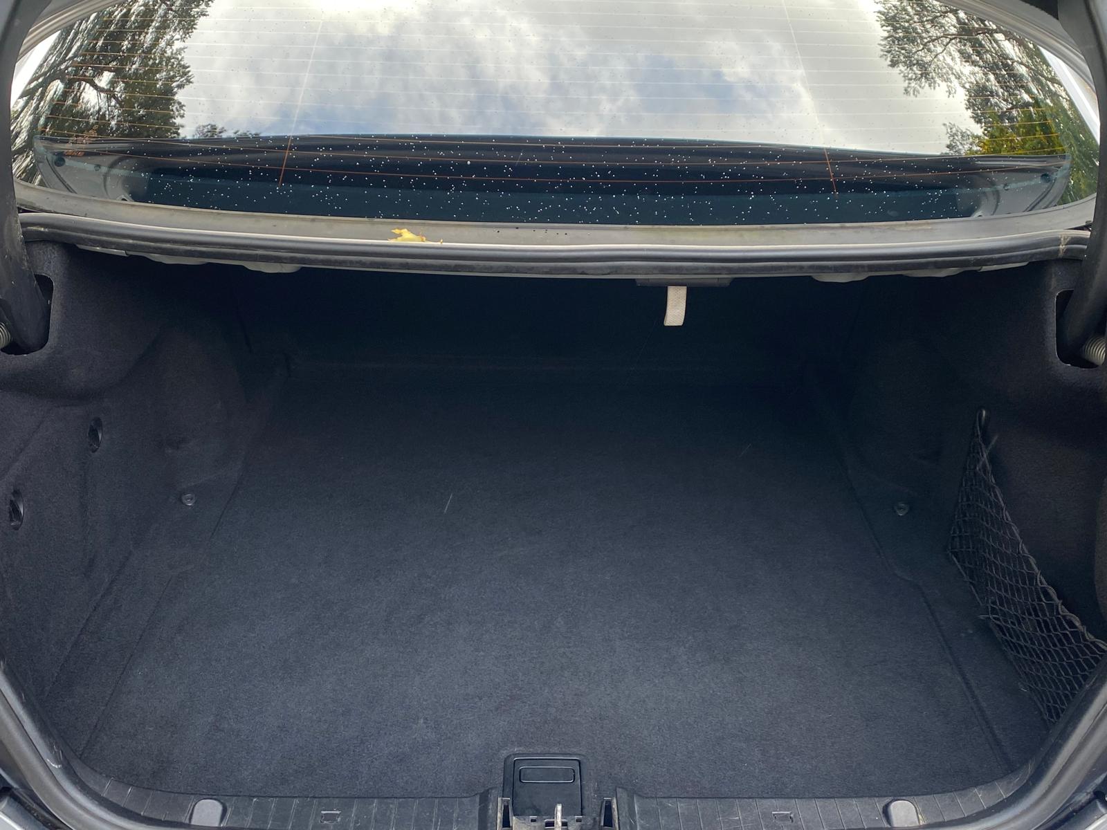 Mercedes Benz E200 avantgarde