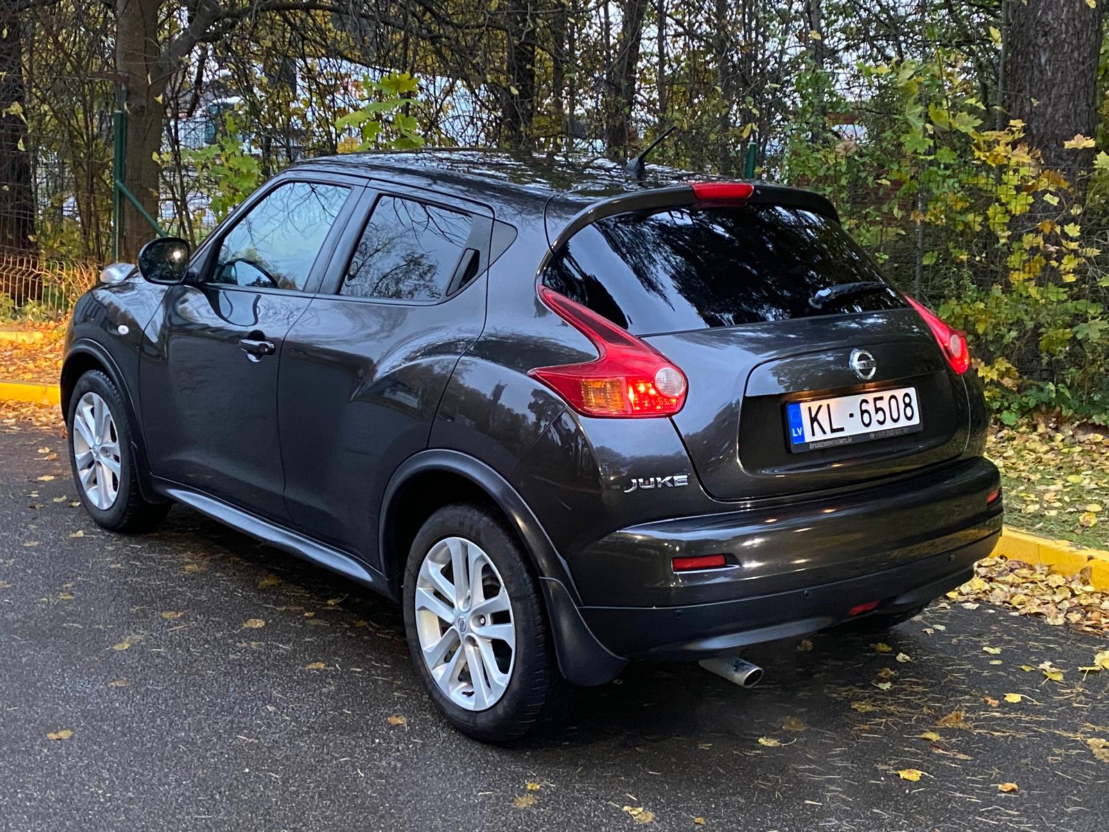 NISSAN JUKE