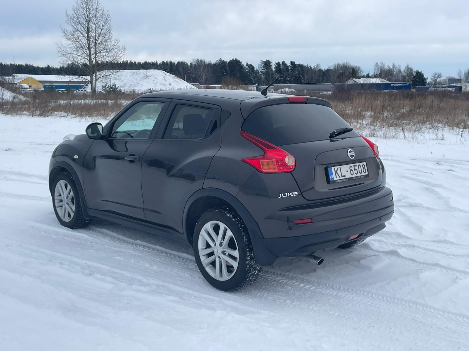 NISSAN JUKE