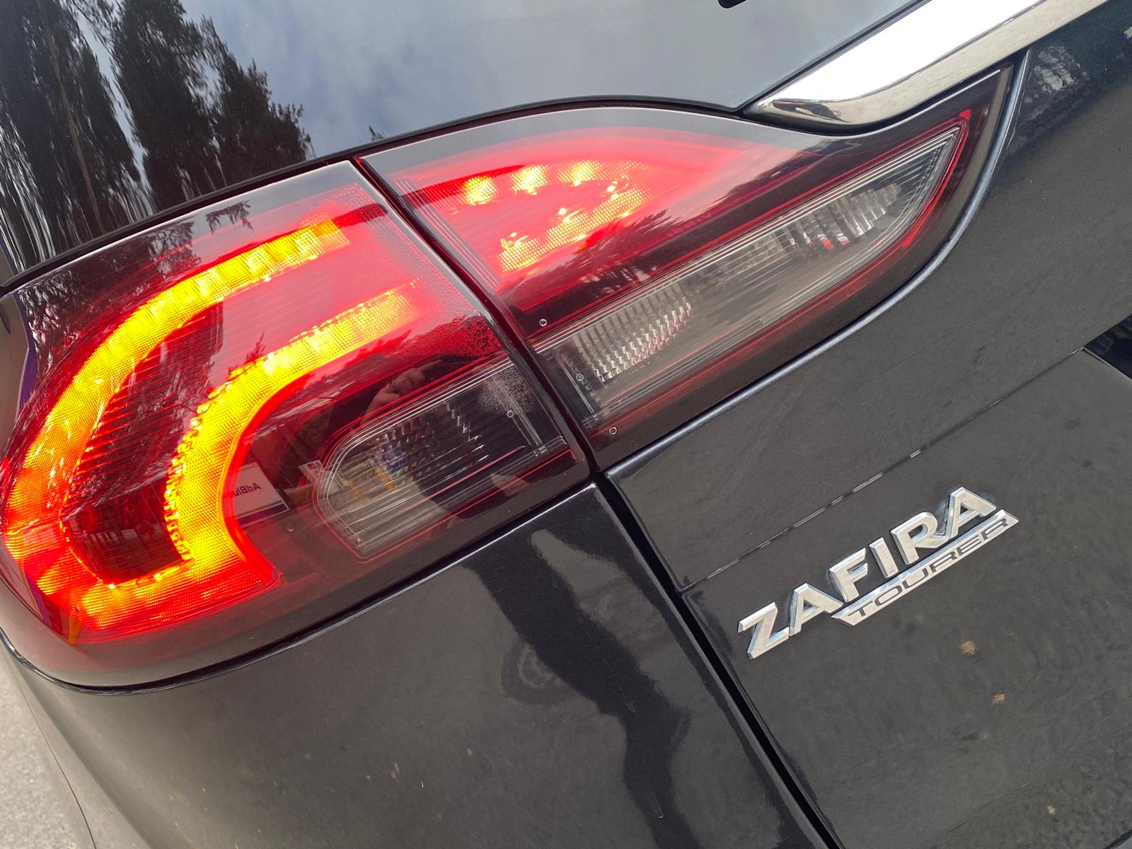 OPEL ZAFIRA TOURER