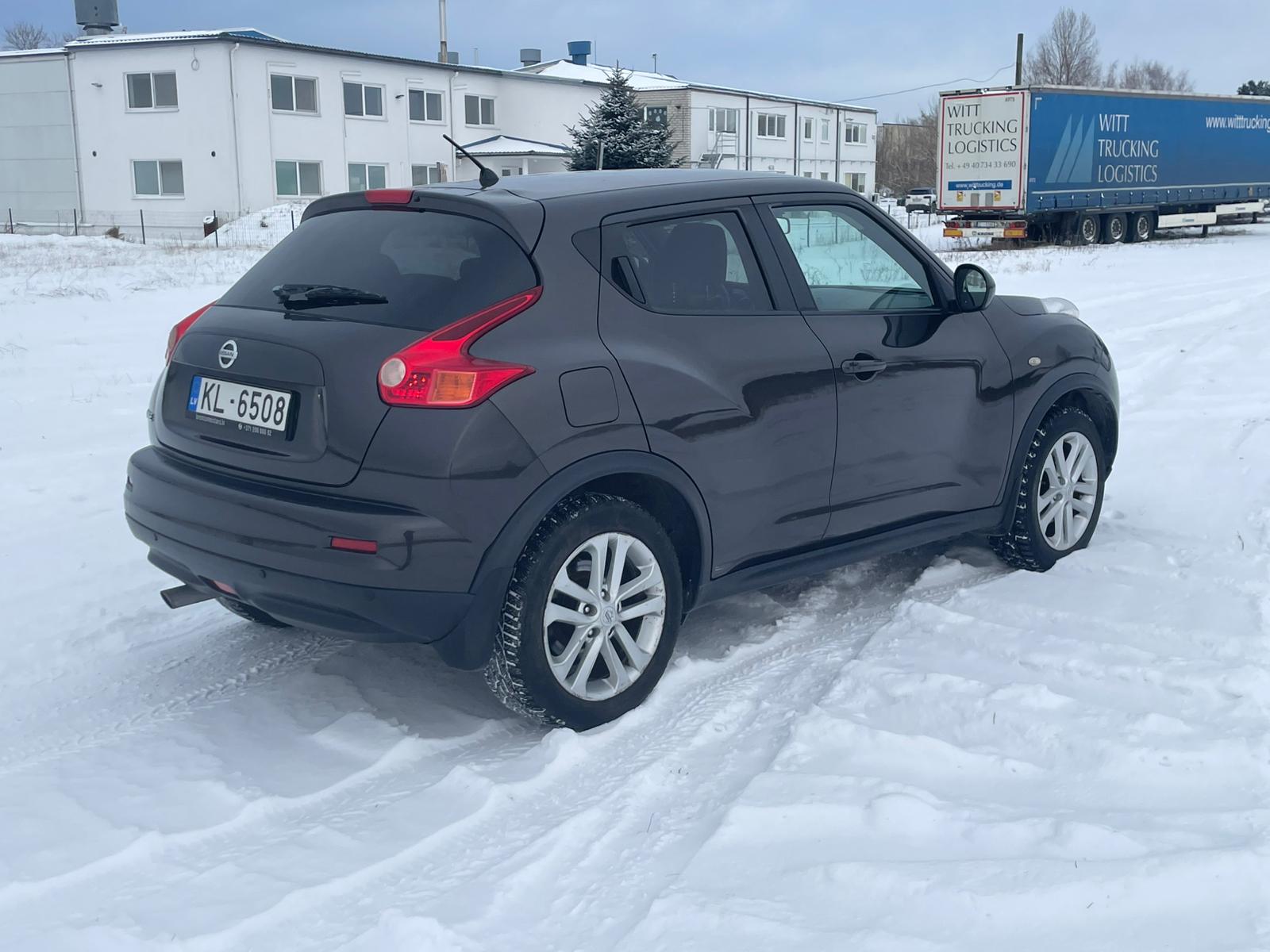 NISSAN JUKE