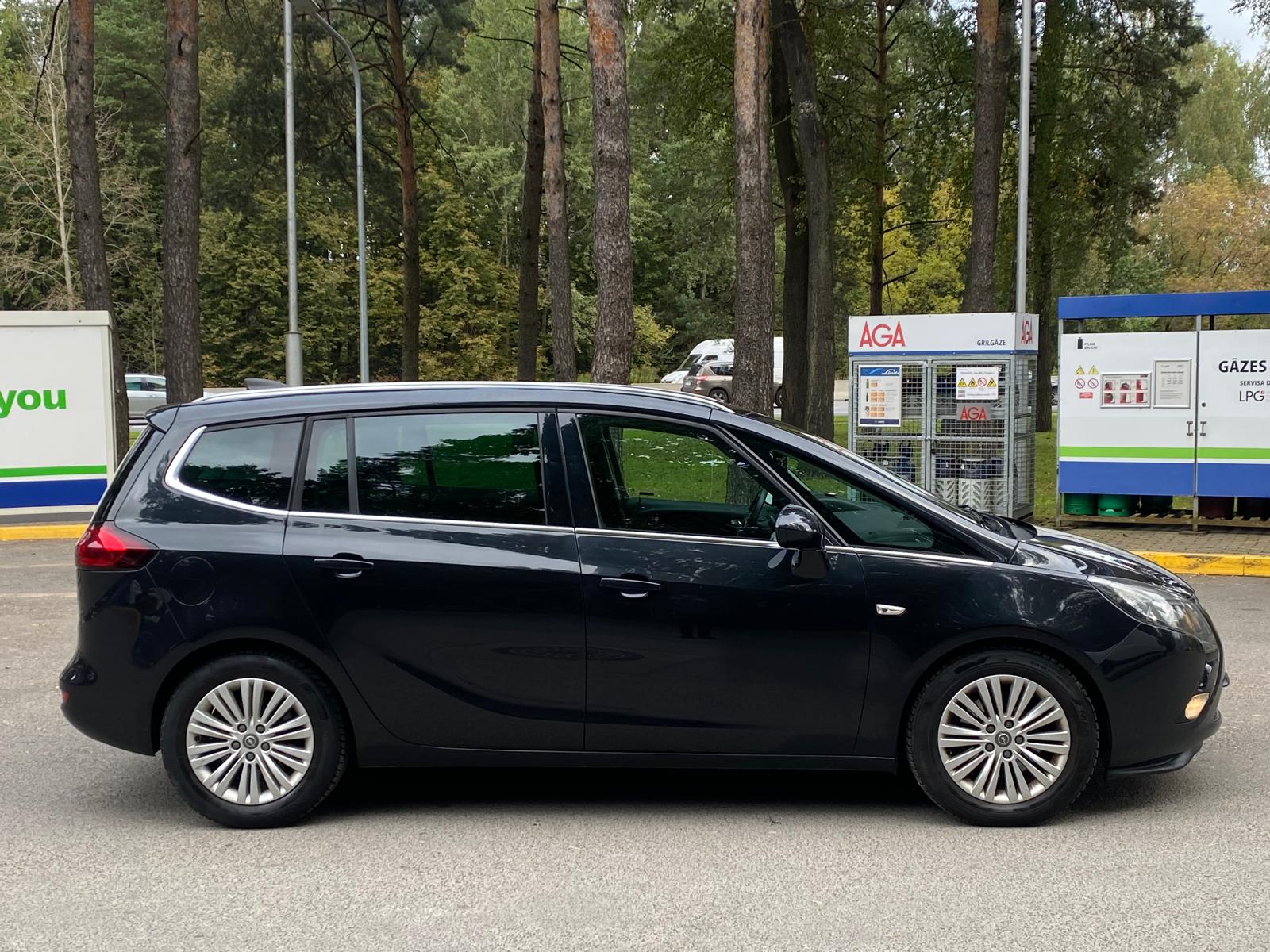 OPEL ZAFIRA TOURER