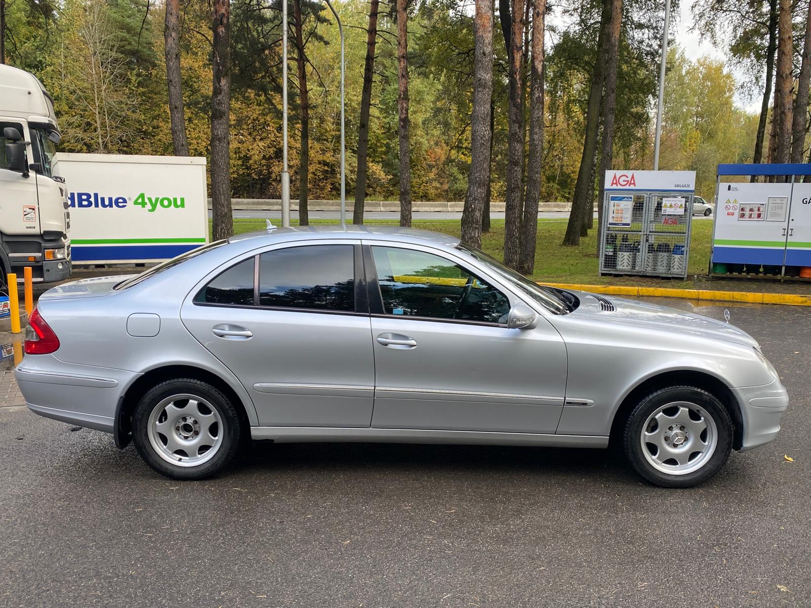 Mercedes Benz E200 avantgarde