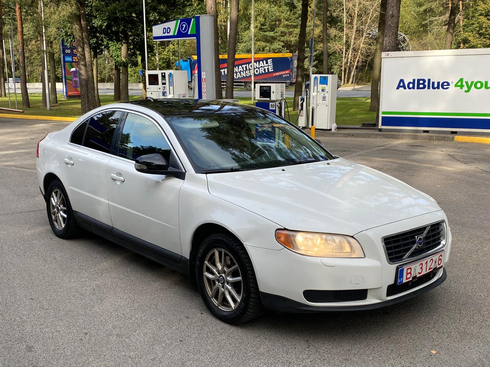 VOLVO S80