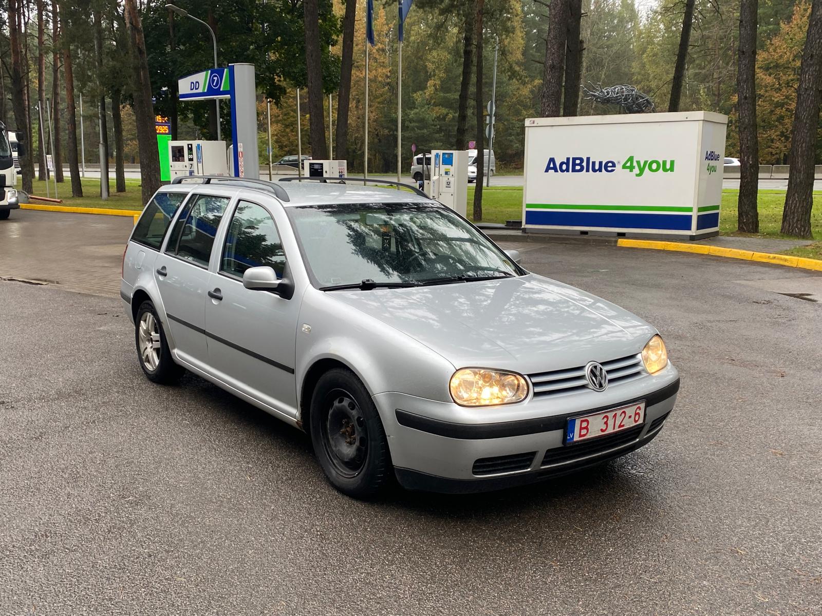 VW GOLF VARIANT