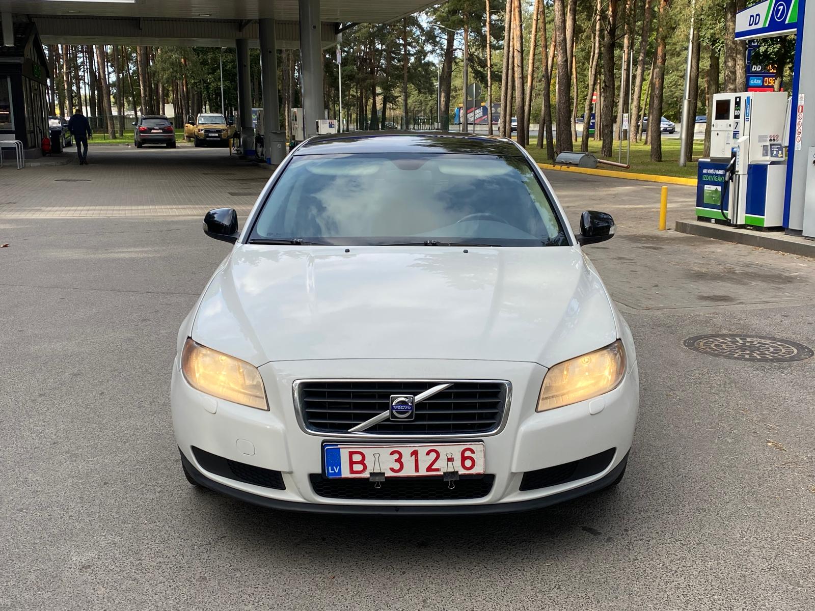 VOLVO S80
