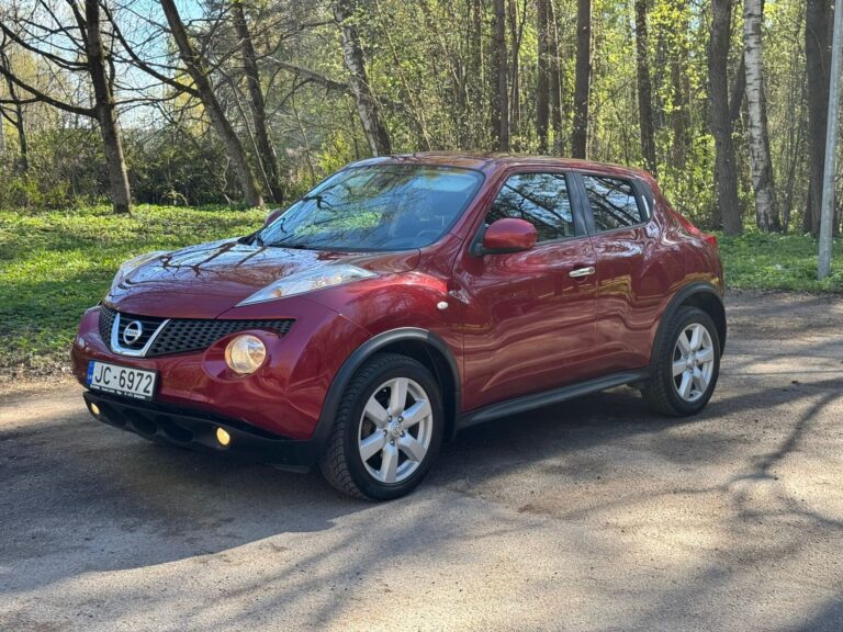 NISSAN JUKE