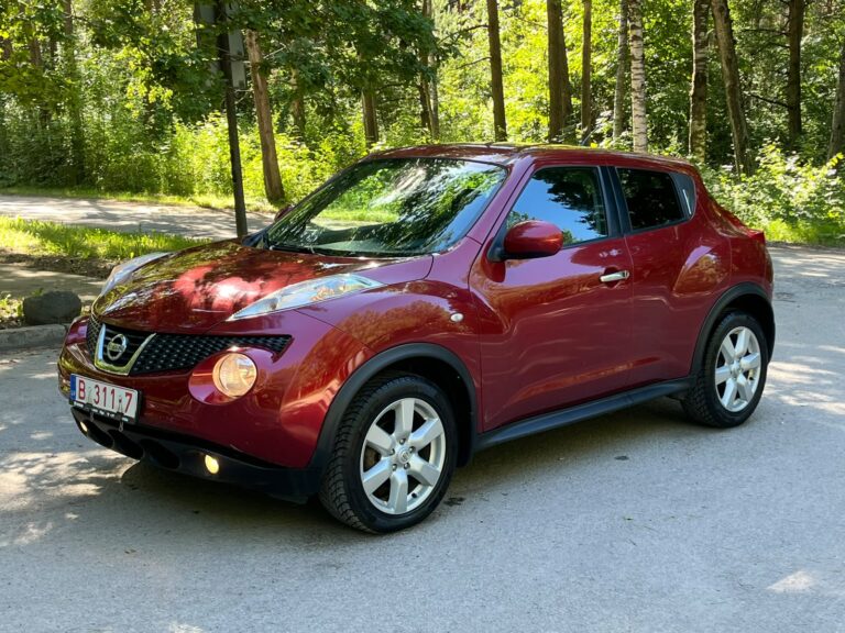 NISSAN JUKE