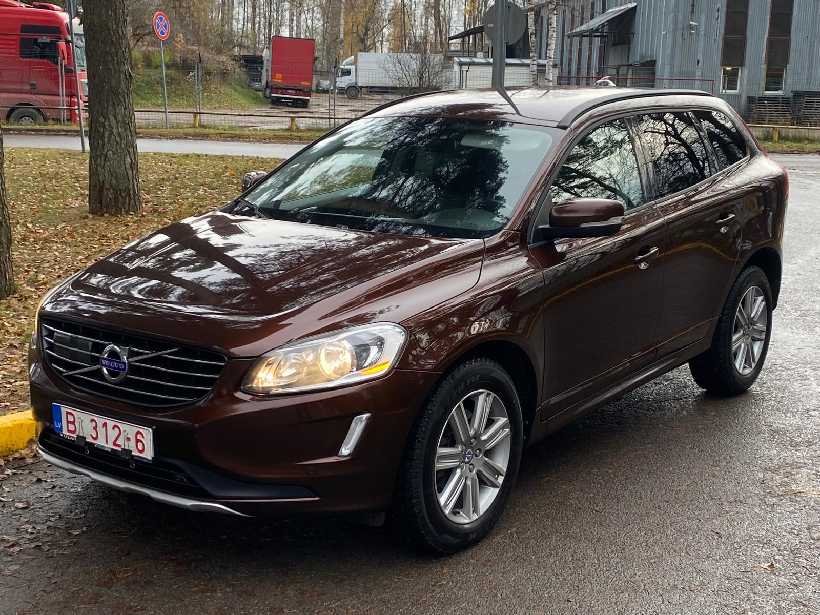 VOLVO XC60 SUMMUM