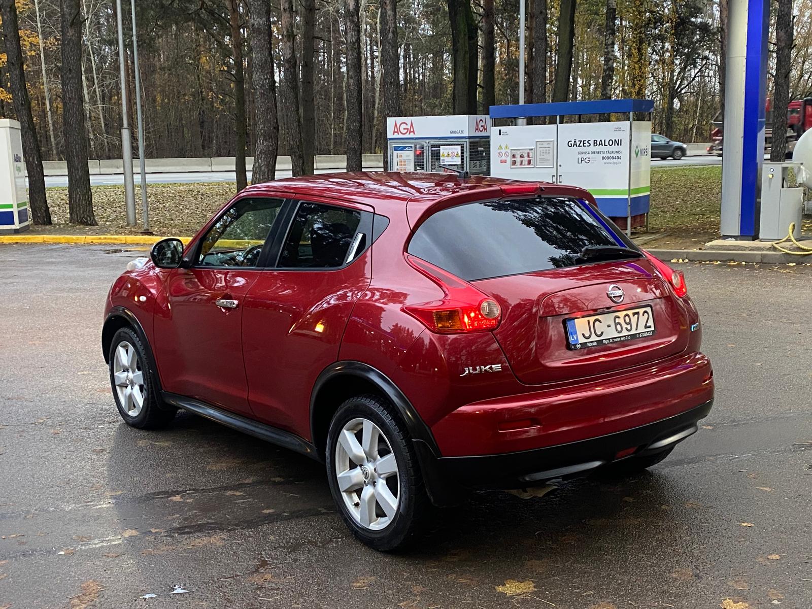 NISSAN JUKE