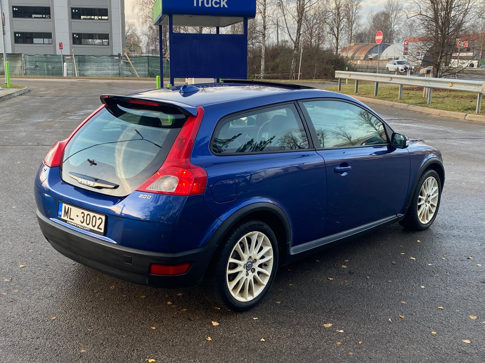 VOLVO C30