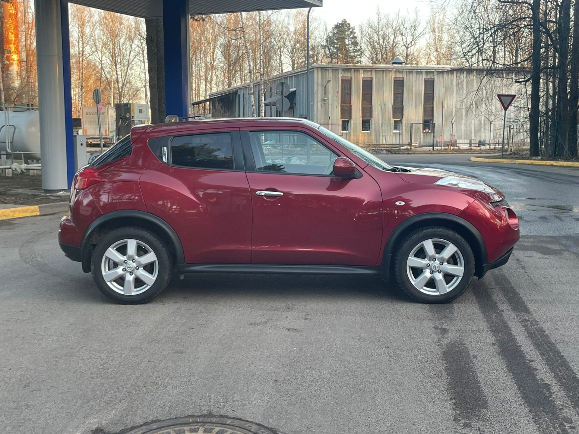 NISSAN JUKE