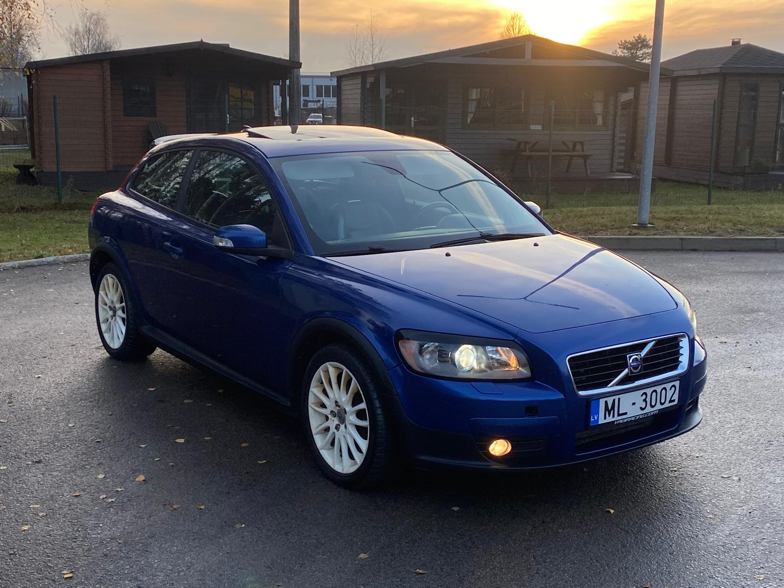 VOLVO C30