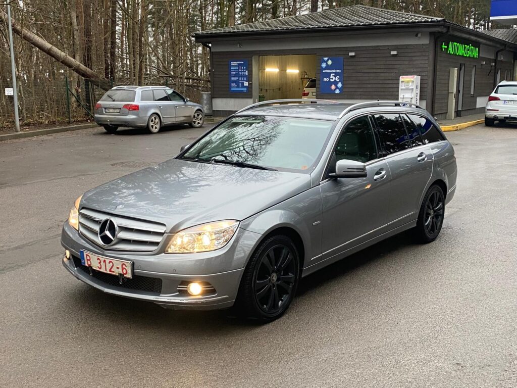 Mercedes Benz C220
