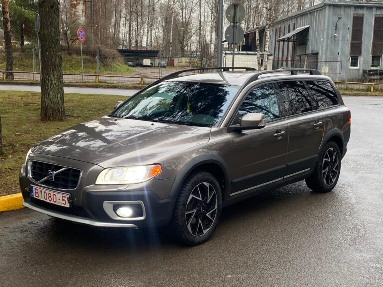 VOLVO XC70