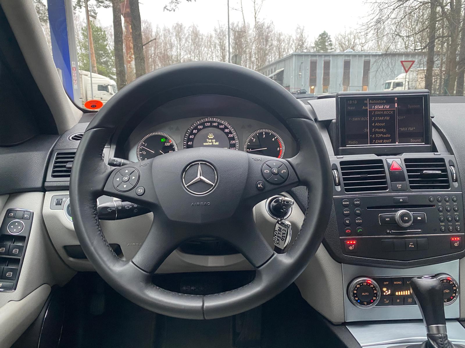 Mercedes Benz C220