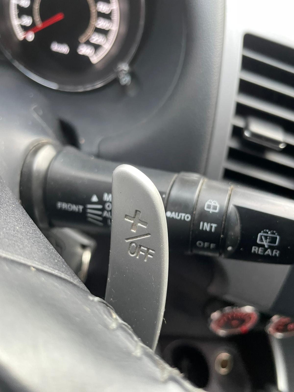 PEUGEOT 4007 7-VIETAS