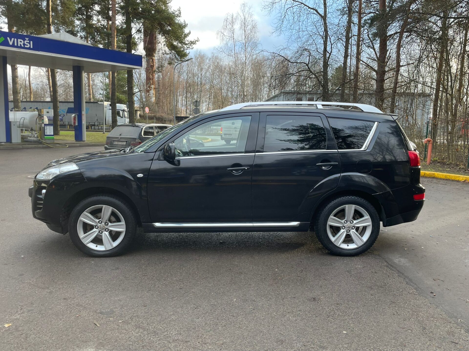 PEUGEOT 4007 7-VIETAS