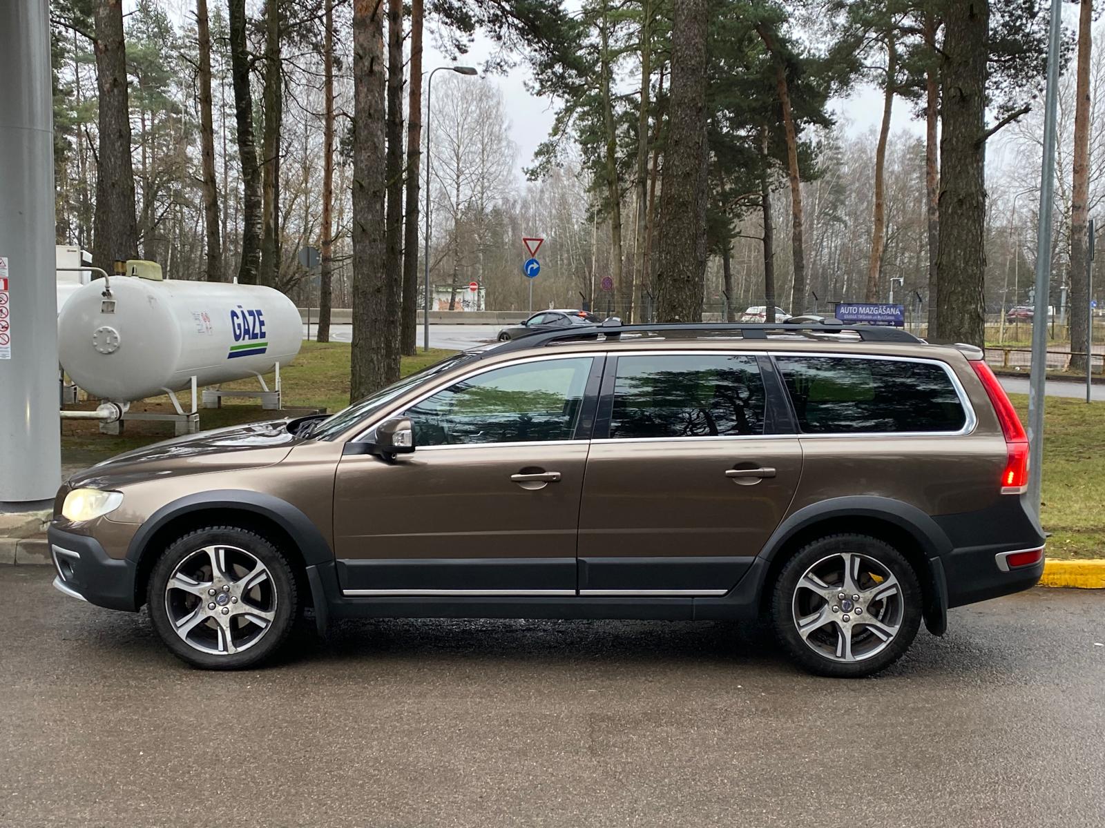 VOLVO XC70 SUMMUM