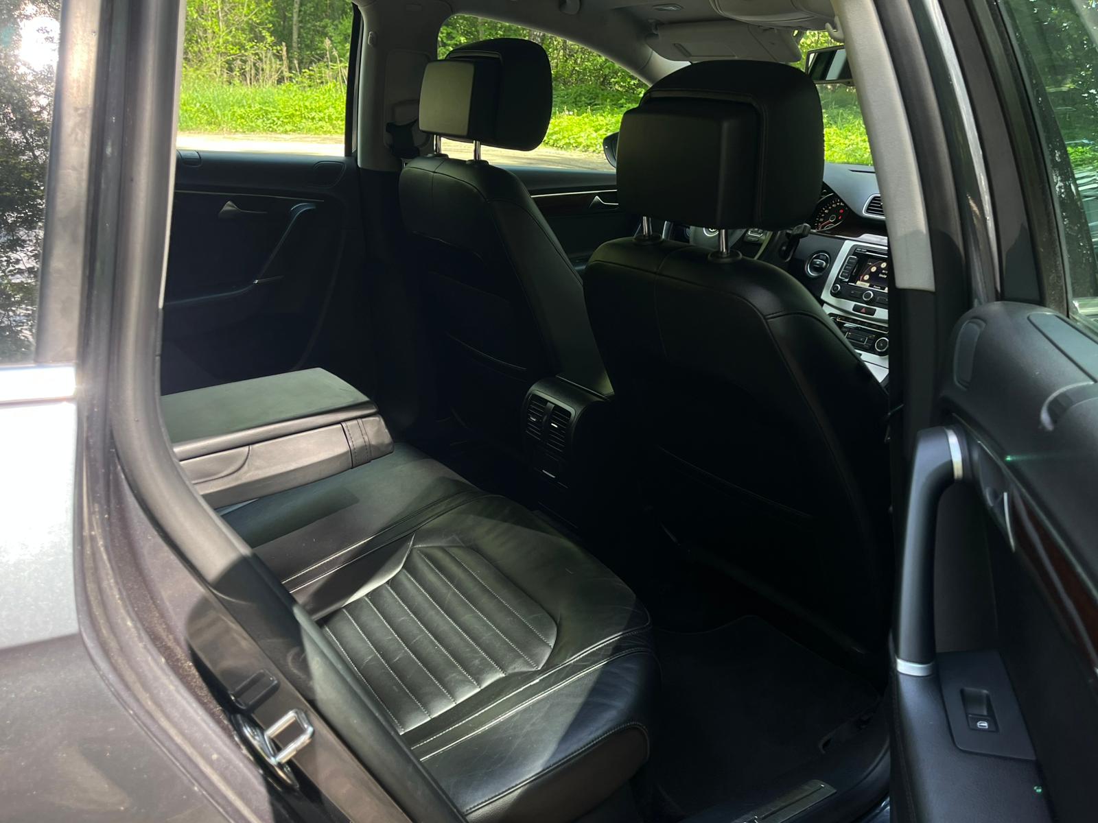 VW PASSAT