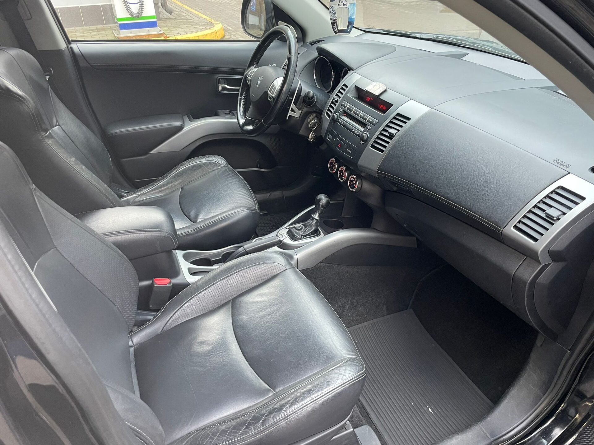 PEUGEOT 4007 7-VIETAS