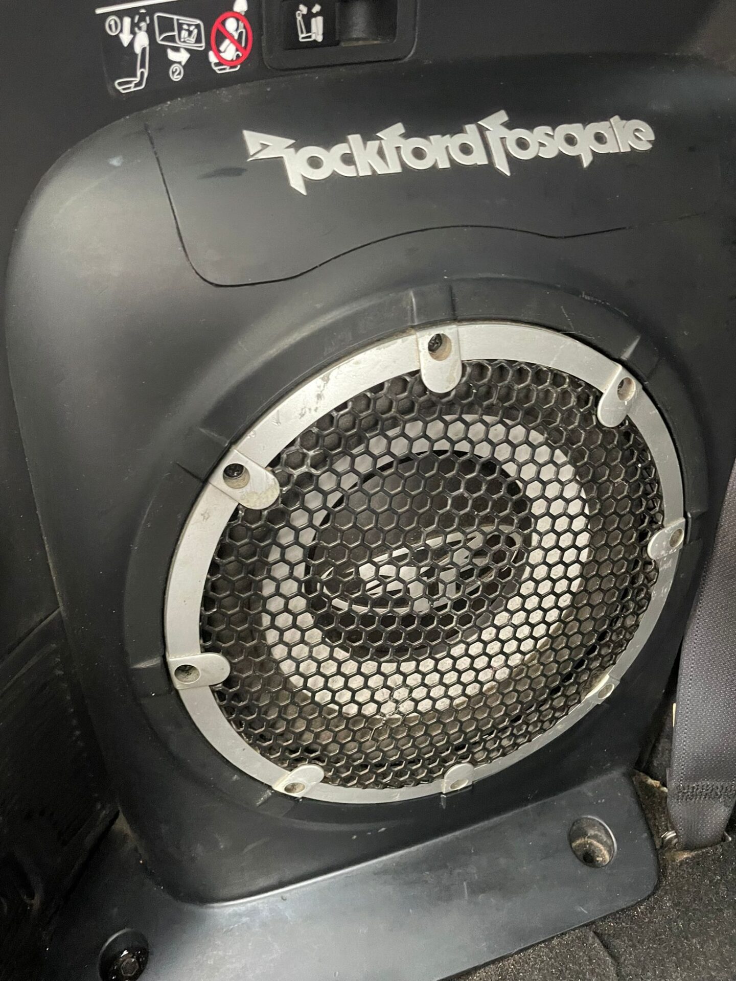 PEUGEOT 4007 7-VIETAS