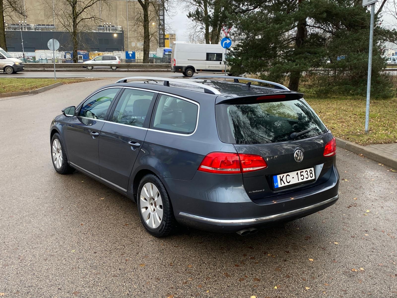 VW PASSAT