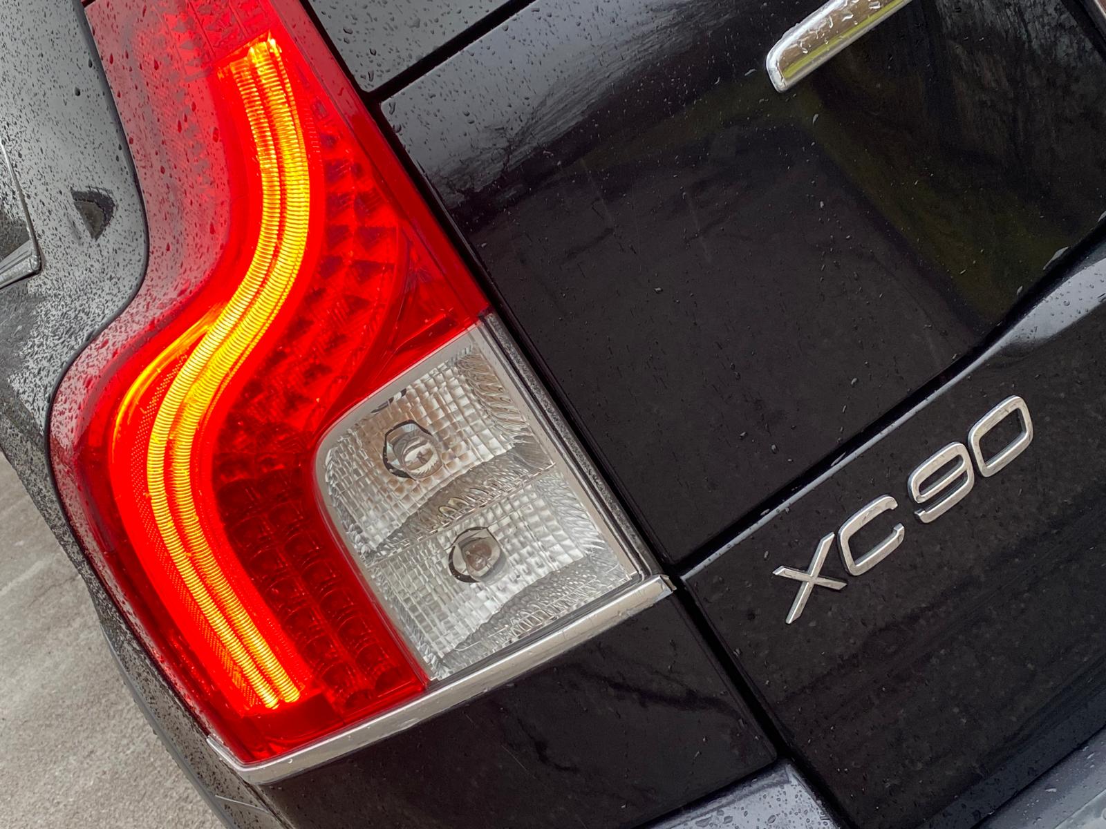 VOLVO XC90 7-VIETAS