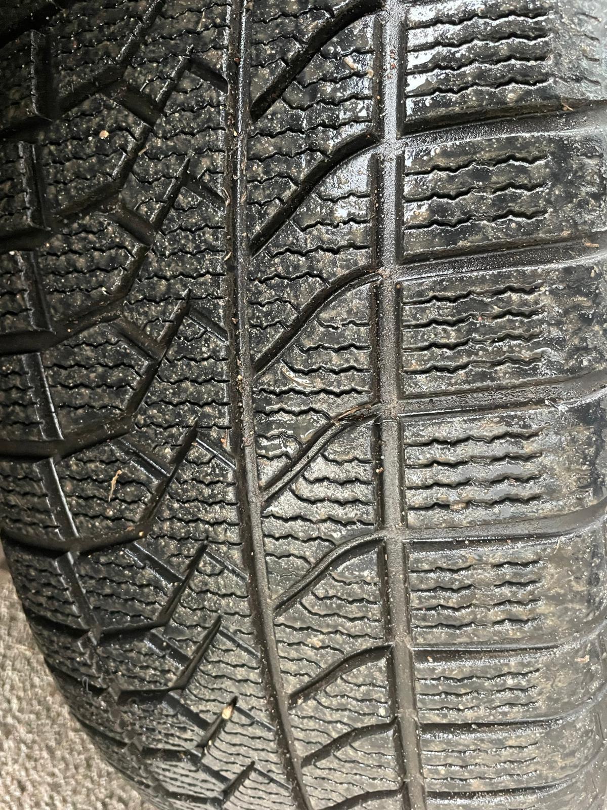 PEUGEOT 4007 7-VIETAS