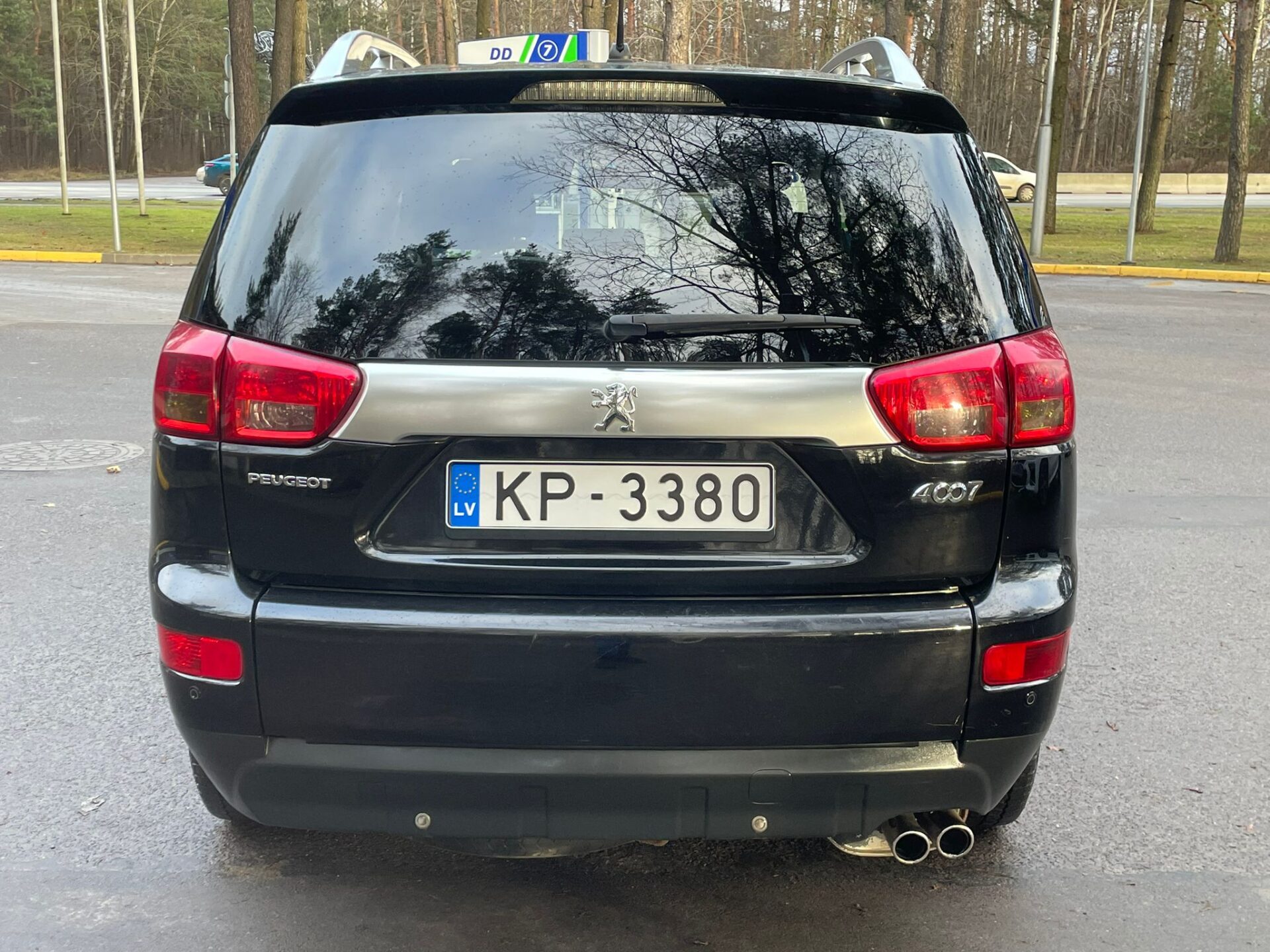 PEUGEOT 4007 7-VIETAS